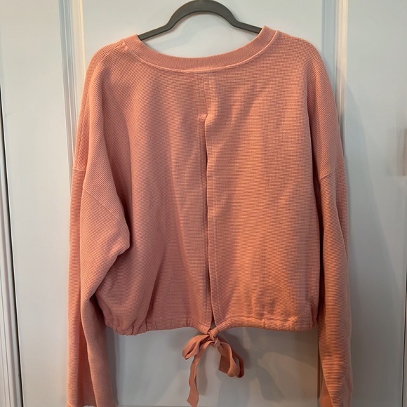 Fabletics top - Picture 2 of 2